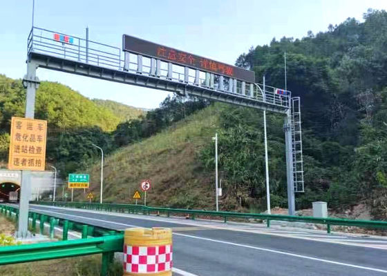 Galvanized Steel Billboard Pole Q235B Q345B cctv camera posts 30m